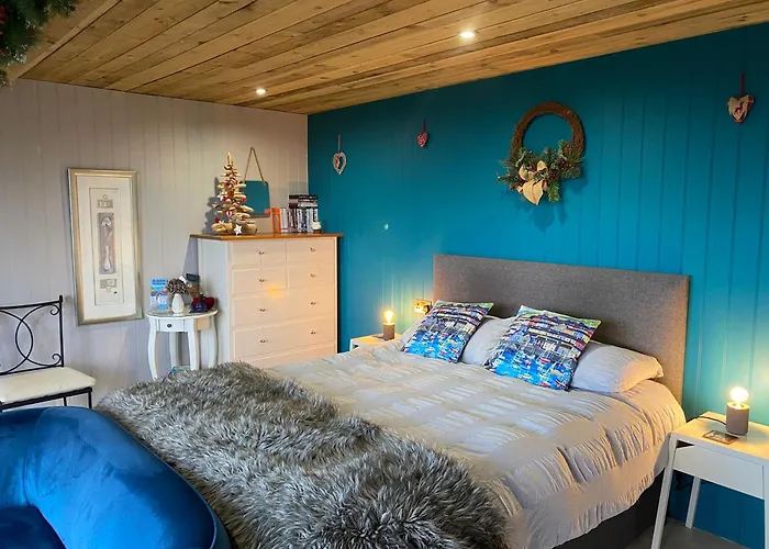 The Pod & Cwtch Luxury Accommodation
