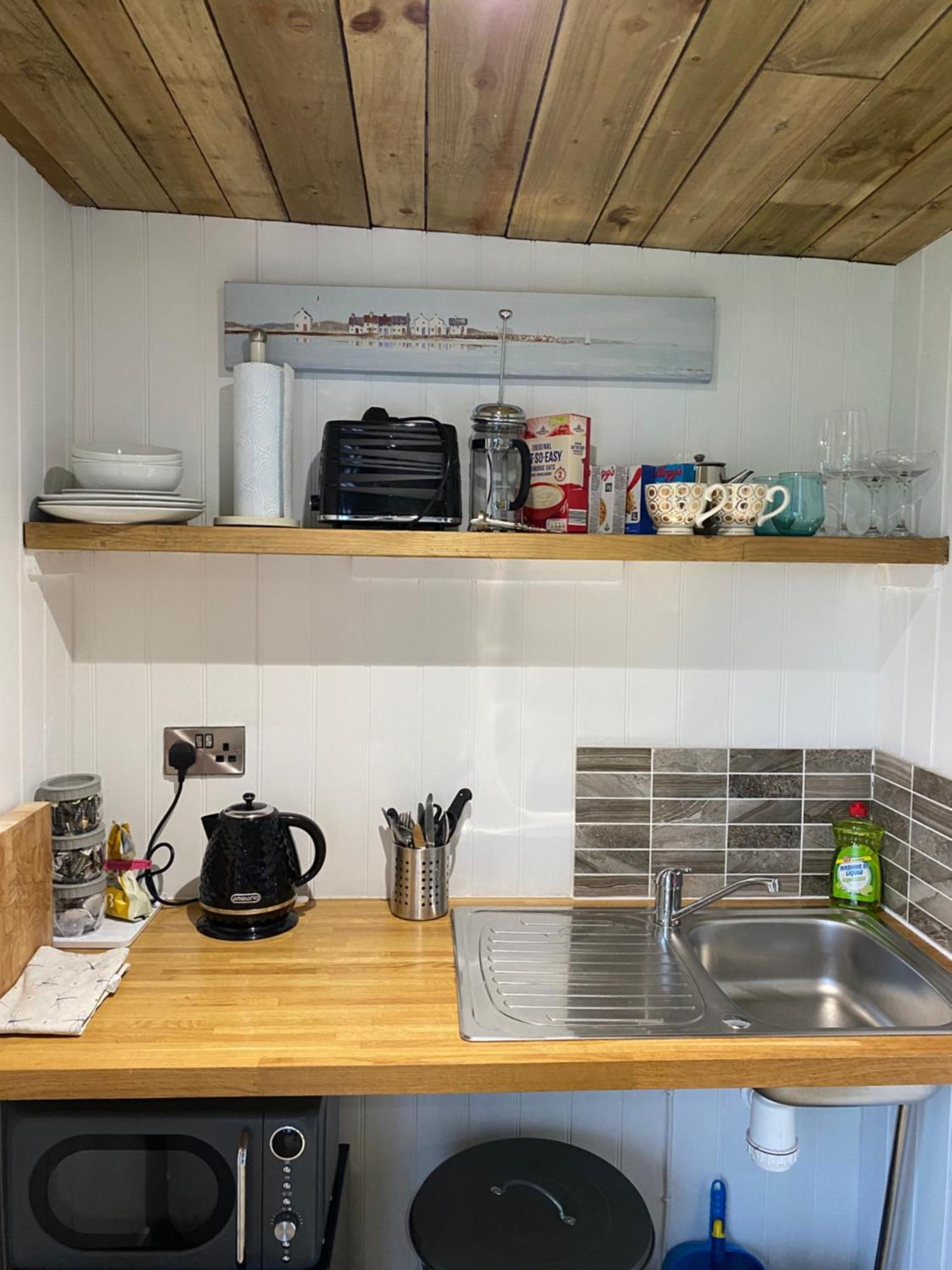 The Pod & Cwtch Luxury Lodge Aberaeron